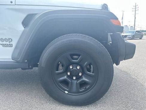 Used 2020 Jeep Wrangler Unlimited Sport AWD/4WD image 12