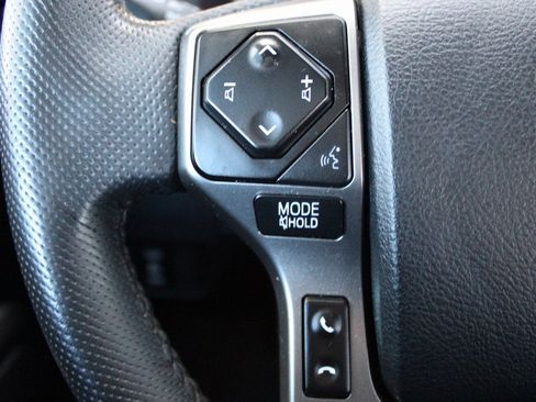 Certified 2023 Toyota Tacoma 4x4 Double Cab image 30