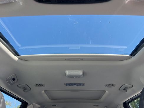 New 2026 Kia Carnival SX w/ SX Dark Edition Package image 9