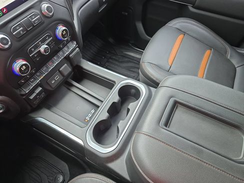 Used 2019 GMC Sierra 1500 AT4 w/ AT4 Premium Package AWD/4WD image 28