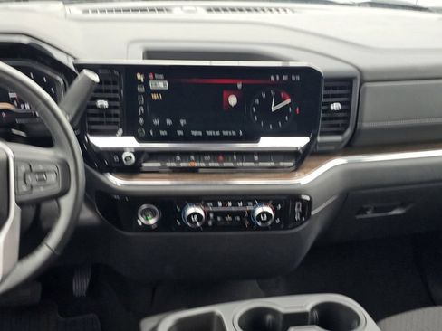 Used 2024 GMC Sierra 1500 Elevation AWD/4WD image 16