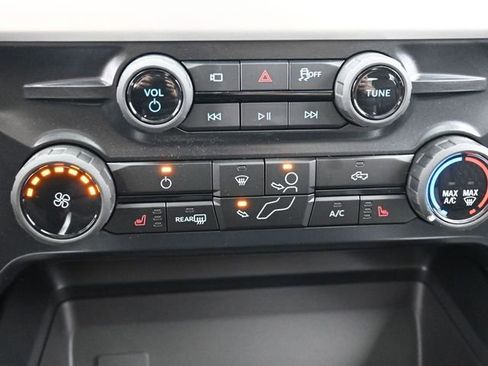 New 2025 Ford F250 XLT w/ Black Appearance Package image 22