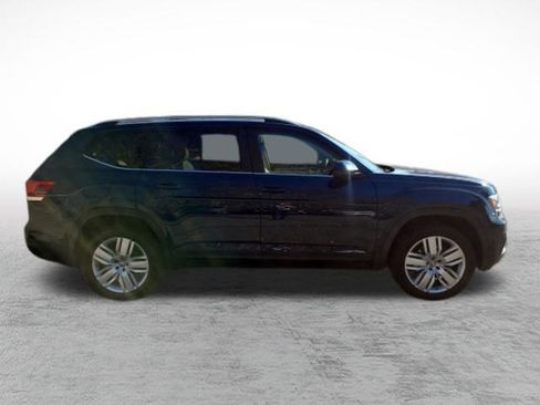 Used 2019 Volkswagen Atlas SE w/ Panoramic Sunroof Package image 5