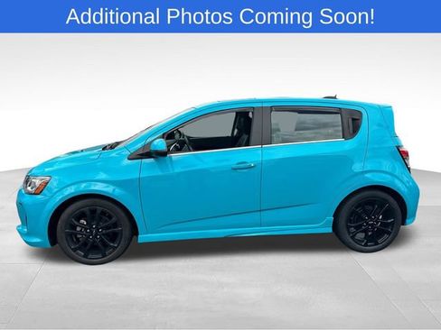 Used 2020 Chevrolet Sonic Premier w/ Driver Confidence Package FWD image 4