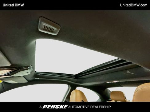 Used 2022 BMW 230i Coupe w/ Convenience Package RWD image 19