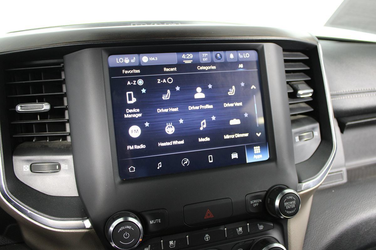 Used 2022 RAM 1500 Laramie RWD image 32
