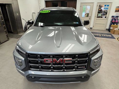 Used 2024 GMC Canyon AT4 AWD/4WD image 31