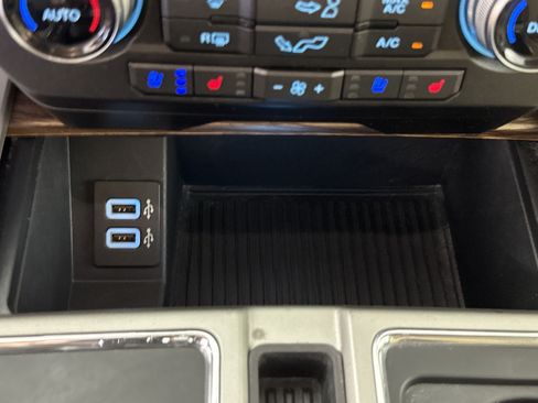 Certified 2018 Ford F150 Lariat w/ Equipment Group 502A Luxury AWD/4WD image 22