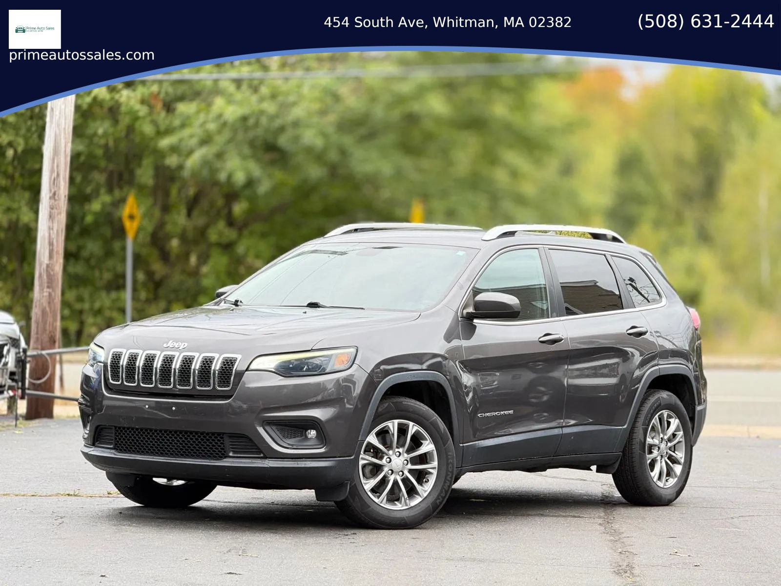 Used 2019 Jeep Cherokee Latitude Plus AWD/4WD image 1