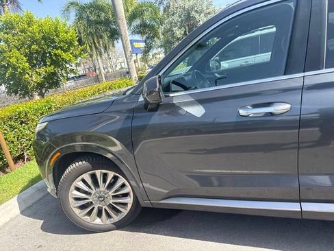 Used 2020 Hyundai Palisade Limited FWD image 10