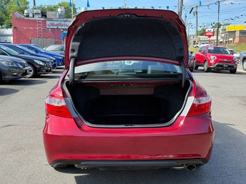 Used 2017 Toyota Camry SE FWD image 10