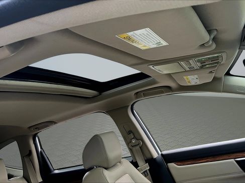 Used 2020 Honda CR-V Touring image 30