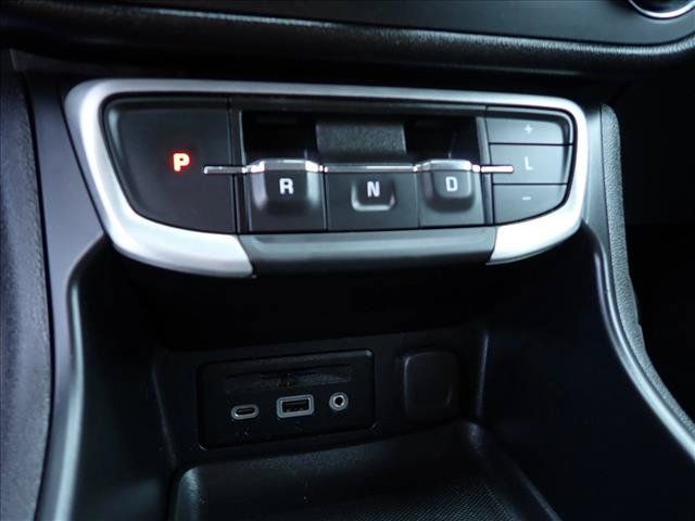 Used 2024 GMC Terrain SLT AWD/4WD image 20