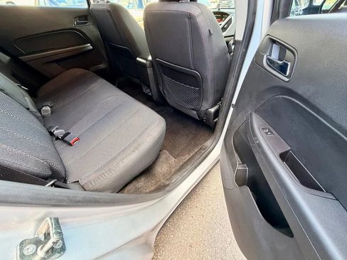 Used 2016 GMC Terrain SLE image 8