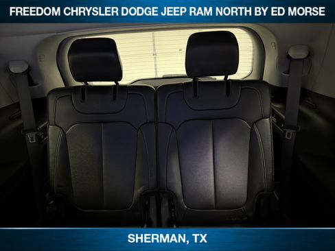 Used 2024 Jeep Grand Cherokee L Limited RWD image 10