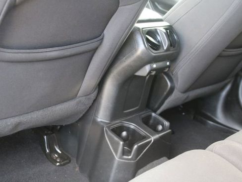 Used 2023 Jeep Wrangler Sport S image 35