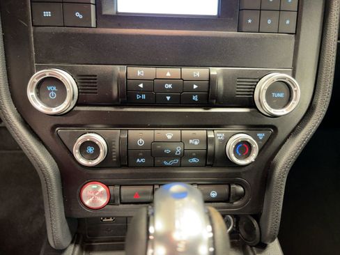 Used 2023 Ford Mustang EcoBoost image 22