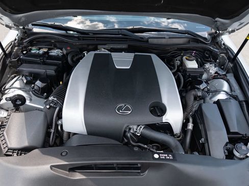 Used 2016 Lexus IS 350 RWD image 49