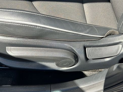 Used 2022 Kia Forte GT-Line w/ GT-Line Premium Package image 12