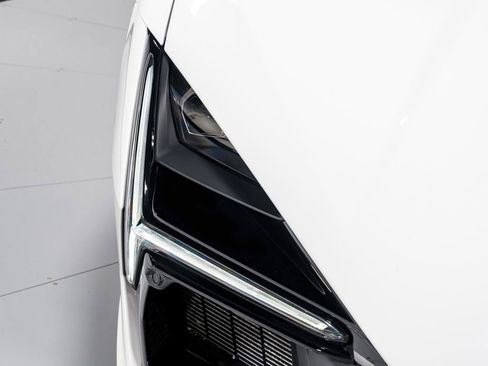 Used 2025 Lamborghini Revuelto image 42