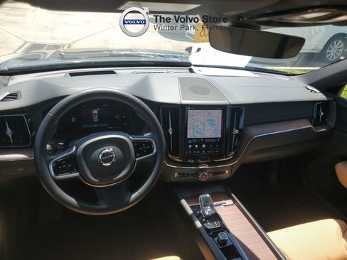Certified 2023 Volvo XC60 B5 Ultimate w/ Climate Package AWD/4WD image 12