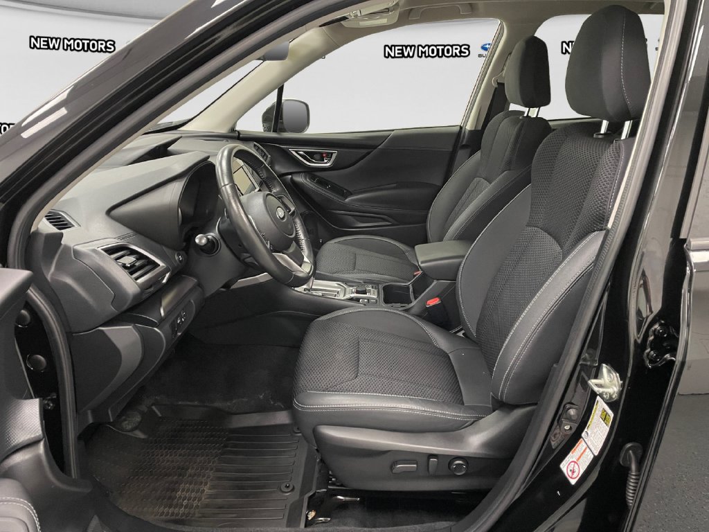 Used 2019 Subaru Forester Premium AWD/4WD image 7
