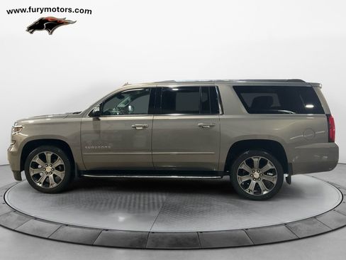 Used 2017 Chevrolet Suburban Premier image 6