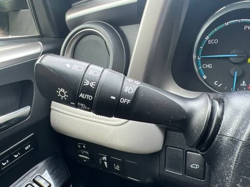 Used 2016 Toyota RAV4 Limited AWD/4WD image 26
