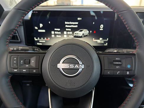 New 2026 Nissan Kicks SR FWD image 25