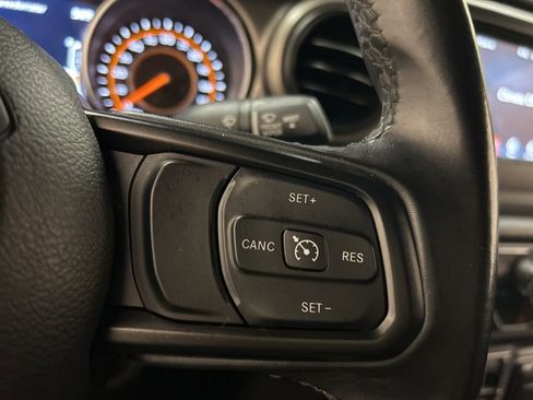 Used 2021 Jeep Gladiator Sport AWD/4WD image 21