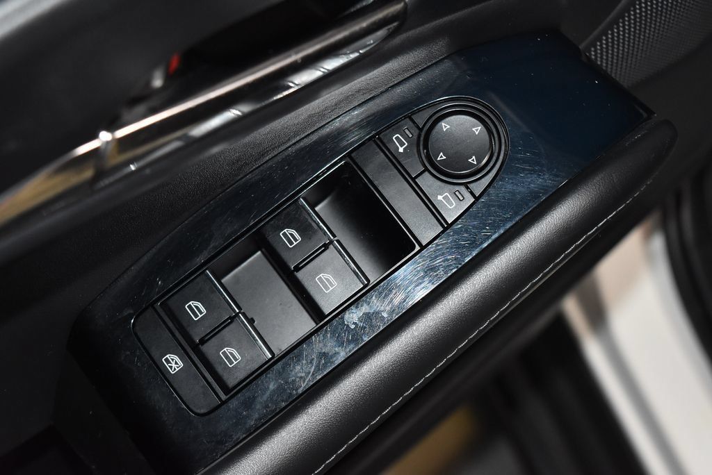 Used 2021 MAZDA CX-30 FWD 2.5 S w/ Preferred Package image 5