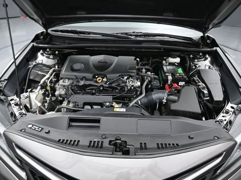 Used 2021 Toyota Camry SE FWD image 48