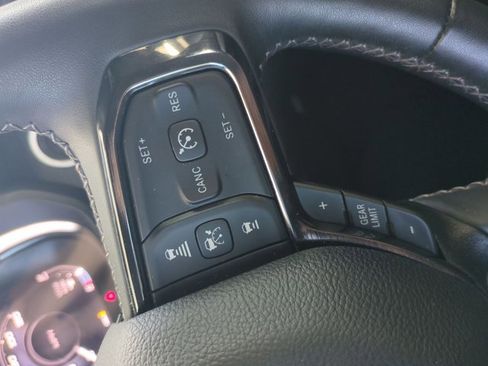 Used 2024 RAM 1500 Limited image 16