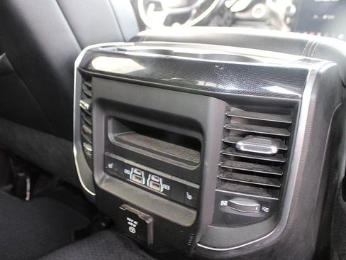 Used 2021 RAM 3500 Laramie image 39