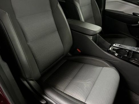 Certified 2025 Chevrolet Trax LT image 27