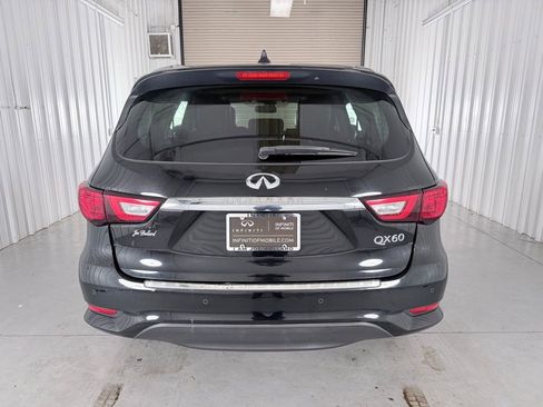 Used 2017 INFINITI QX60 Base w/ Premium Plus Package image 6