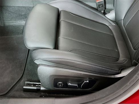 Used 2025 BMW M340i image 9