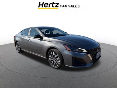 Used 2025 Nissan Altima 2.5 SV