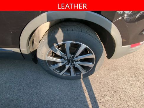 Used 2019 Lincoln MKC Reserve w/ MKC Climate Package AWD/4WD image 4
