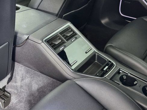 Used 2023 Porsche Panamera Platinum Edition RWD image 28