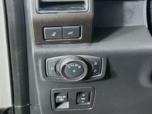 Used 2019 Ford Expedition Max Limited w/ Equipment Group 303A image 17