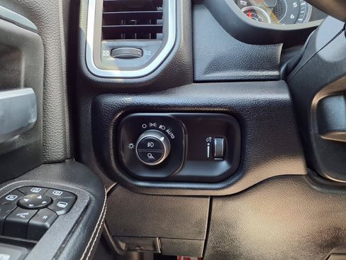 Used 2026 RAM 2500 Big Horn AWD/4WD image 13
