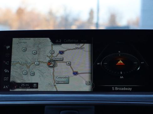 Used 2017 BMW 330i xDrive Wagon image 23