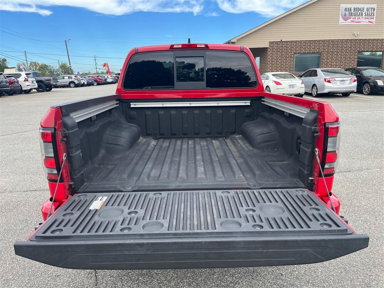 Used 2022 Nissan Frontier SV RWD image 13