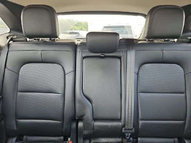 Used 2020 Ford Escape SE Sport FWD image 27