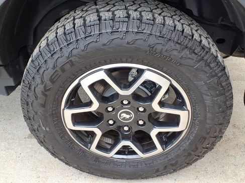 Used 2023 Ford Bronco 4-Door AWD/4WD image 9