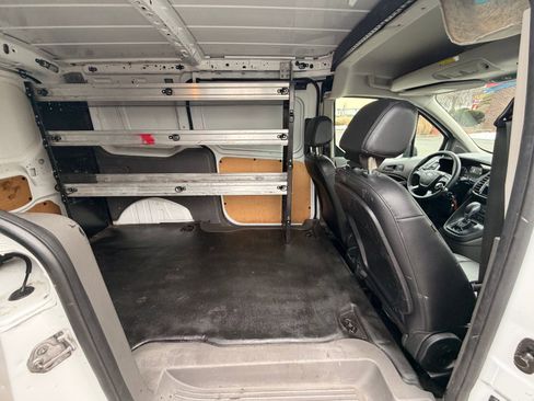 Used 2019 Ford Transit Connect XL FWD image 24