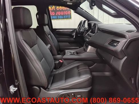 Used 2023 Chevrolet Suburban RST w/ Sport Performance Package AWD/4WD image 15