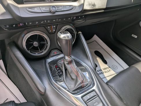Used 2018 Chevrolet Camaro SS RWD image 32