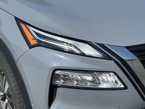 Used 2021 Nissan Rogue Platinum FWD image 9